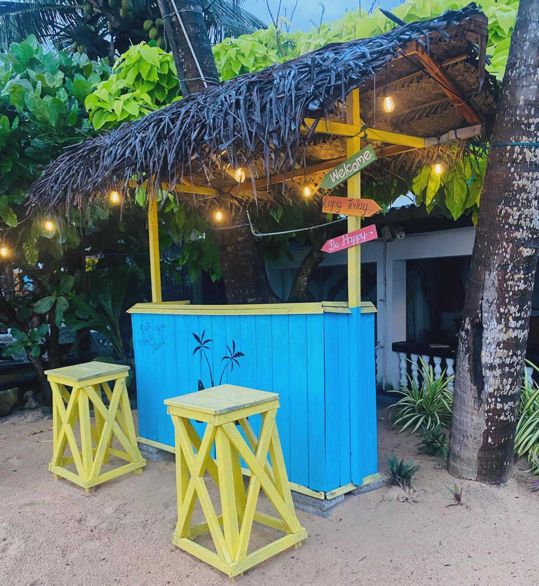 Sea Shine Guest House Хиккадува Экстерьер фото
