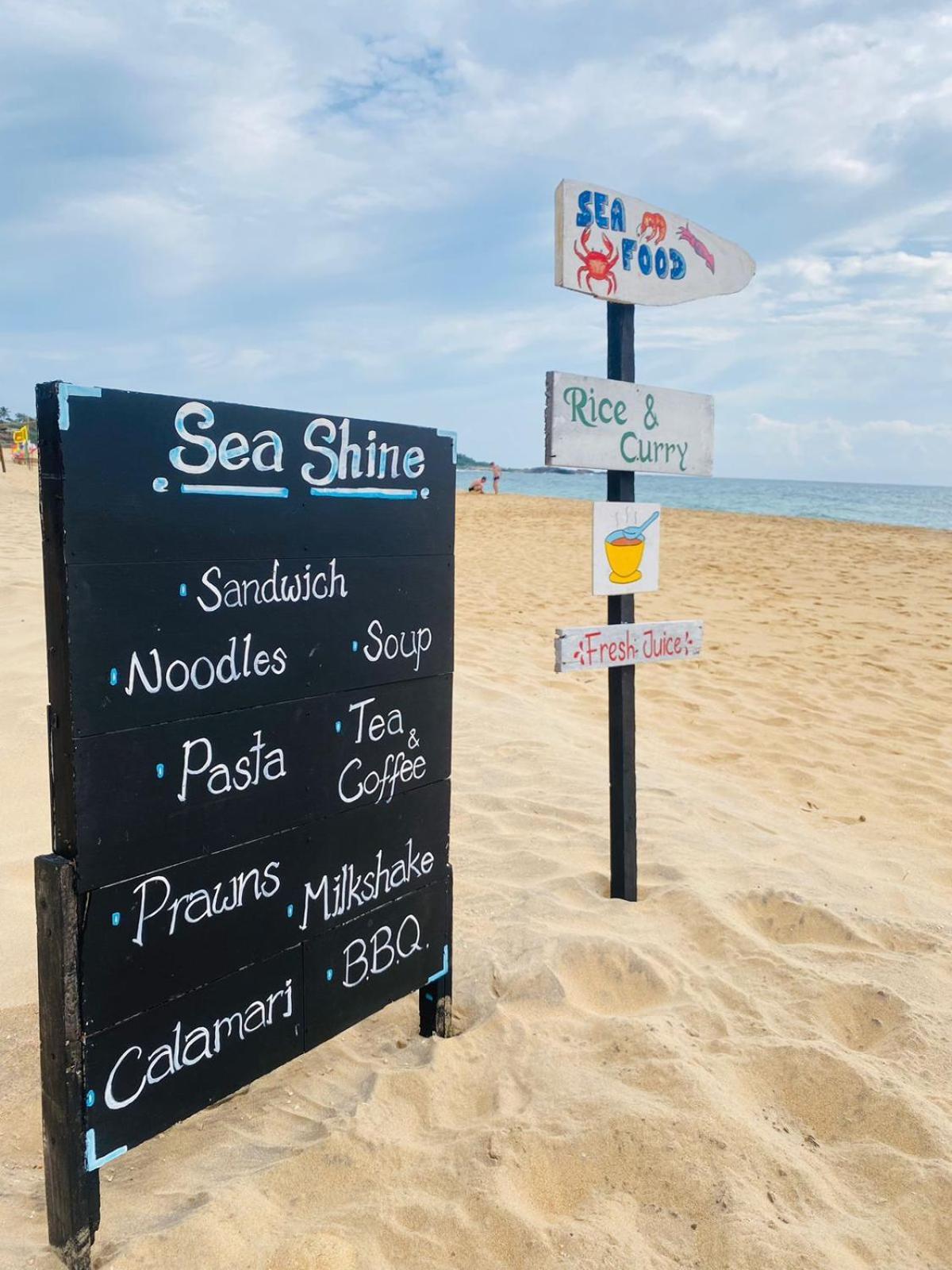 Sea Shine Guest House Хиккадува Экстерьер фото