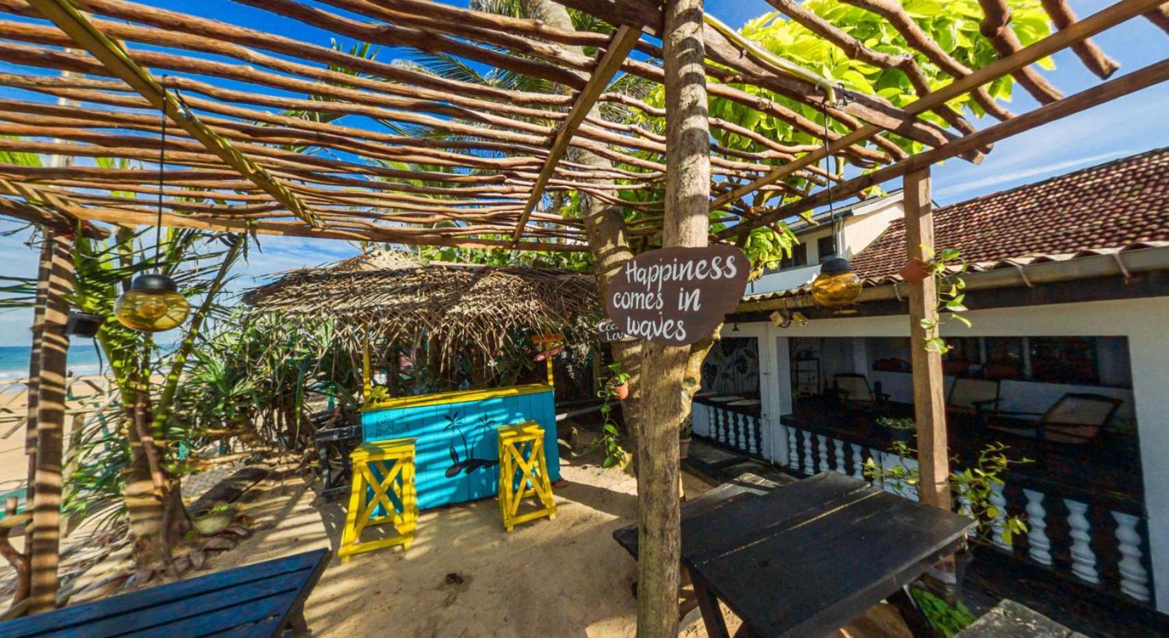 Sea Shine Guest House Хиккадува Экстерьер фото