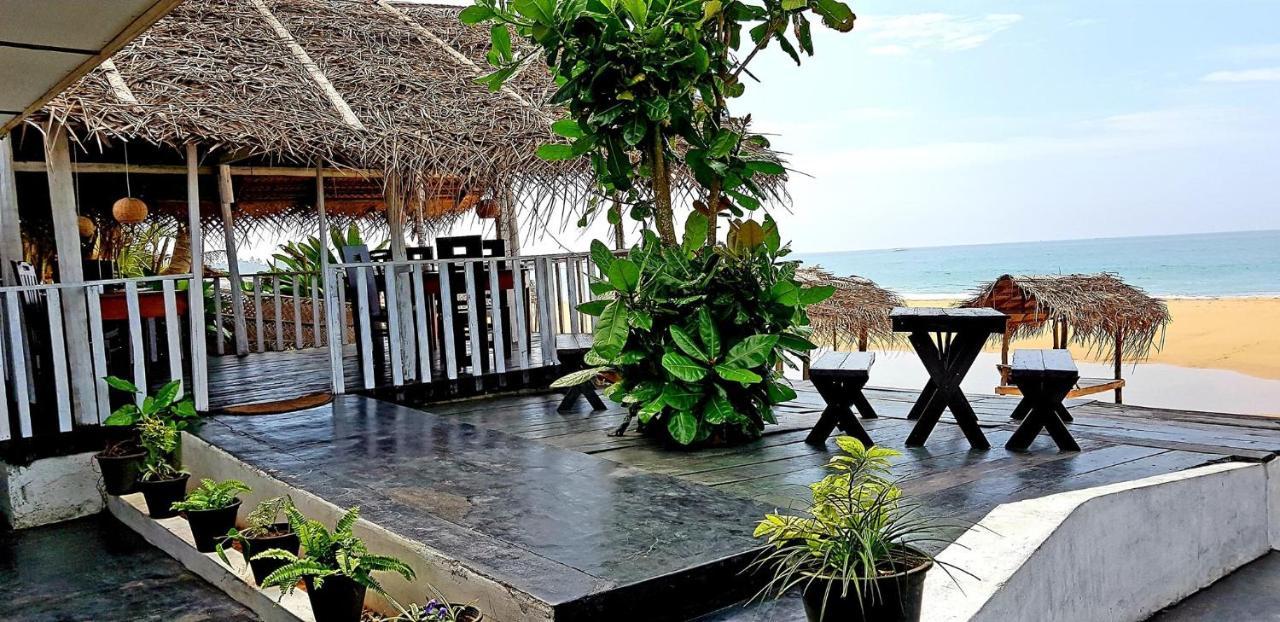 Sea Shine Guest House Хиккадува Экстерьер фото